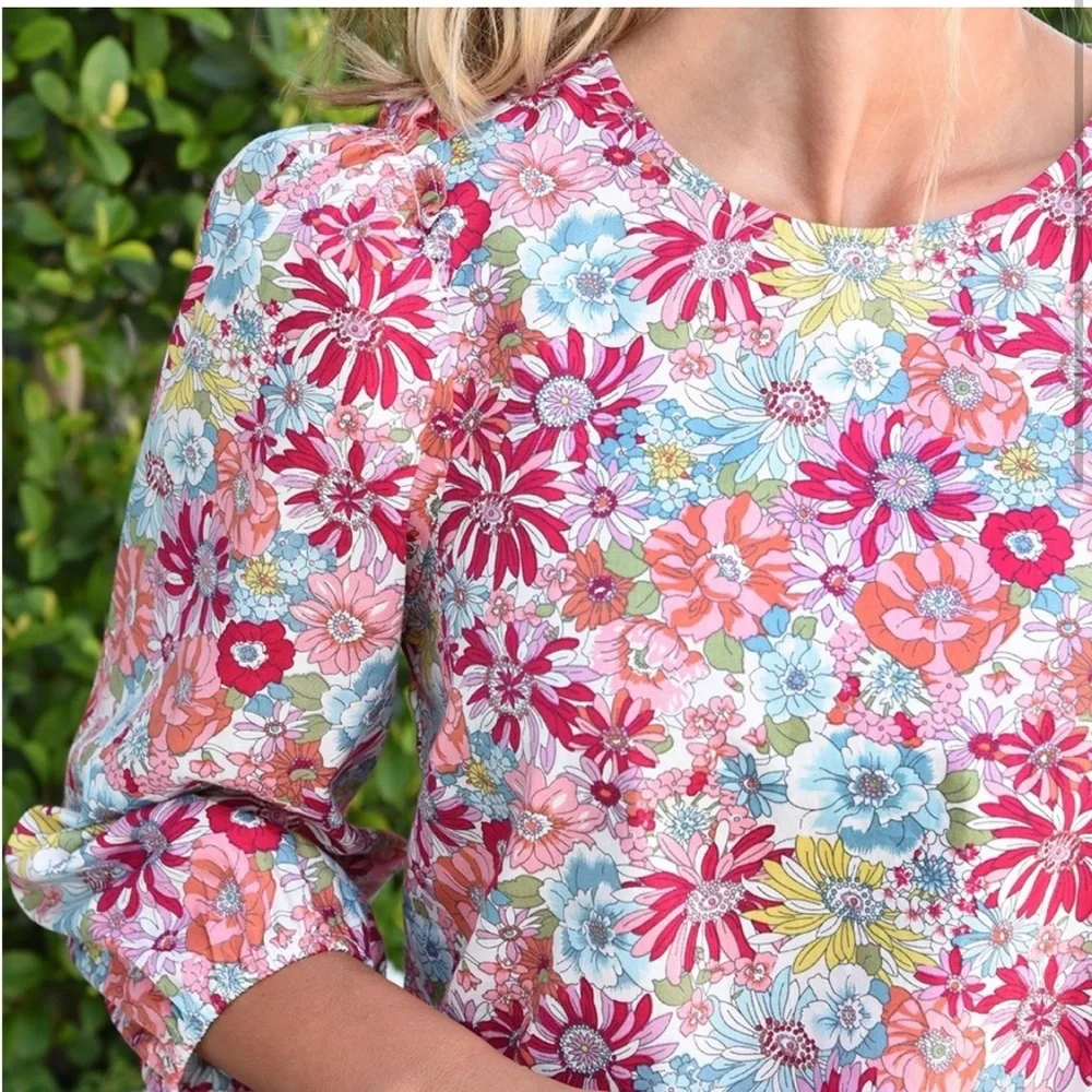 Sugar+L!ps Flirty  Flower Power‎ Balloon Sleeve Peplum Top Size XS